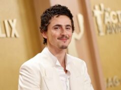 Timothee Chalamet disse que o balé e a ópera estavam ‘morrendo’ anos antes do drama recente GettyImages-2213946777 Comentários de 'nível superior' de Timothee Chalamet geram reações mistas dos fãs