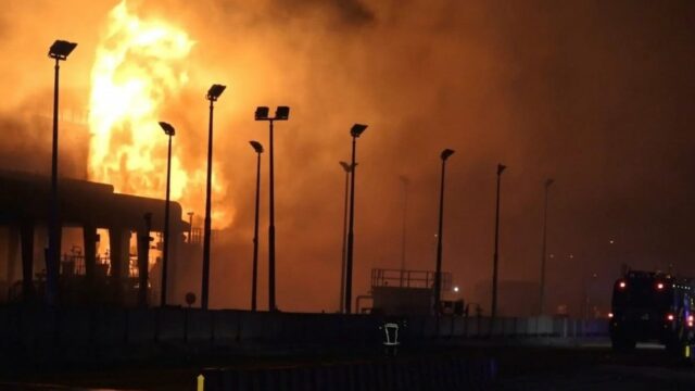 Timur Tengah Memanas Saat Lebaran, Irã Serang Kilang Minyak Kuwait Timur Tengah Memanas Saat Lebaran, Irã Serang Kilang Minyak Kuwait e Israel Balas Hantam Teerã