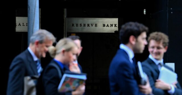 Toda a Austrália se prepara para a dor enquanto o RBA se reúne a portas fechadas
