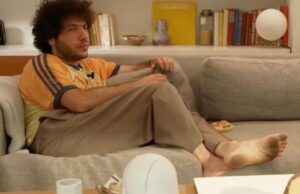 Todo mundo está falando sobre Benny Blanco e seus pés sujos As pessoas não param de falar sobre os pés sujos de Benny Blanco.