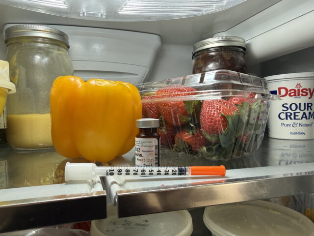 Jelon Smart, de Savannah, Geórgia, perdeu 50 quilos depois de começar a tomar Ozempic – mas só depois de iniciar um regime de exercícios intensivos também. (Christopher Smart, Jennifer Davis)