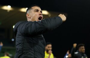 Torcedores do Man Utd compartilham o veredicto sobre a lendária enquete entre Cristiano Ronaldo e Eric Cantona Torcedores do Man Utd compartilham o veredicto sobre a lendária enquete entre Cristiano Ronaldo e Eric Cantona