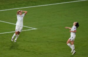Torcida em Taiwan ofusca a China nas quartas de final da Copa da Ásia Torcida em Taiwan ofusca a China nas quartas de final da Copa da Ásia