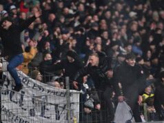 Tottenham Hotspur proíbe três torcedores por saudações nazistas na Alemanha em jogo da Liga dos Campeões Tottenham Hotspur proíbe três torcedores por saudações nazistas na Alemanha em jogo da Liga dos Campeões