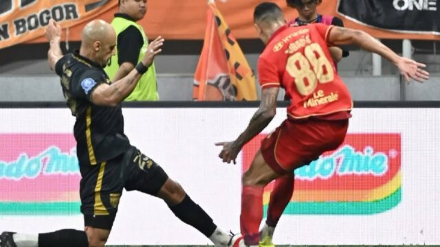 Tragicamente, Persija não conseguiu vencer o Borneo FC Tragicamente, Persija não conseguiu vencer o Borneo FC