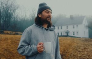 Trailer de ‘Noah Kahan: Out of Body’: Netflix Doc promete mostrar o cantor emergente enfrentando dúvidas enquanto se torna um artista de estádio Trailer de 'Noah Kahan: Out of Body': Netflix Doc promete mostrar o cantor emergente enfrentando dúvidas enquanto se torna um artista de estádio