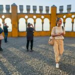 Transforme sua próxima viagem em uma experiência cultural falando o idioma