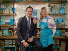 Transmita ou ignore: ‘Sugar & Vice: A Hannah Swensen Mystery’ no Hallmark, onde um assassinato em um baile de máscaras dá a Hannah um novo caso para resolver Transmita ou ignore: 'Sugar & Vice: A Hannah Swensen Mystery' no Hallmark, onde um assassinato em um baile de máscaras dá a Hannah um novo caso para resolver