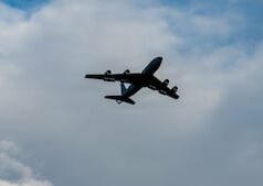 Três aviadores de Ohio morreram em acidente de reabastecimento no Iraque, diz governador Três aviadores de Ohio morreram em acidente de reabastecimento no Iraque, diz governador