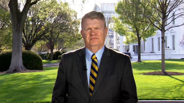 Trump ataca aliados da OTAN enquanto aumenta a pressão sobre o Estreito de Ormuz
