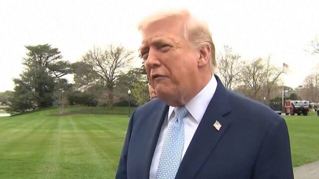 Trump considera ‘retroceder’ guerra
