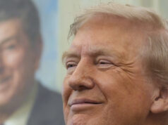 Trump continua hesitando em apoiar este candidato ESTADOS UNIDOS - 6 DE MAIO: O deputado Jeff Hurd, republicano do Colorado, chega para a reunião da Conferência Republicana da Câmara no Capitólio na terça-feira, 6 de maio de 2025. (Bill Clark/CQ Roll Call via AP Images)