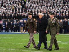 Trump continua se concentrando nas questões reais – como o futebol universitário O CEO da Skydance Media, David Ellison, comparece à estreia de