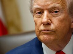 Trump continua usando esta frase – e os psicólogos dizem que é mais poderosa do que você pensa Nos últimos meses, Donald Trump fechou frequentemente publicações nas redes sociais com