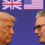 Trump critica Reino Unido por “finalmente” considerar a implantação de porta-aviões