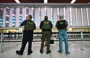 Trump dá atualizações sobre ICE em aeroportos Trump dá atualizações sobre ICE em aeroportos