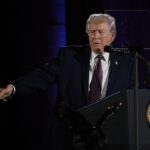 Trump diz que líderes iranianos querem "muito" acordo, mas temem retaliação