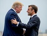Trump mira Macron enquanto ataca a França 'muito inútil' por causa da guerra com o Irã - atualizações ao vivo