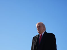 Trump perde a chance de salvar o Partido Republicano do Texas do feio segundo turno do Senado ARQUIVO - Esta combinação de fotos mostra o procurador-geral do Texas Ken Paxton, à esquerda, em Dallas e o senador John Cornyn, R-Texas, em Austin, Texas, ambos em 3 de março de 2026. (AP Photo/Julio Cortez, Jack Myer)