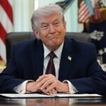 O presidente Donald Trump assinou uma ordem executiva na terça-feira para adicionar padrões mais rigorosos às cédulas por correio