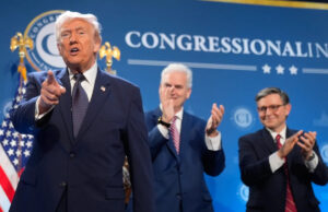 Trump tem uma receita para as provas intermediárias. Os republicanos da Câmara têm outro Yahoo news home