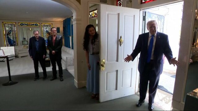 Trump visita Graceland de Elvis Presley
