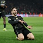 UCL 2025-26: Kvaratskhelia marca dois gols no final enquanto o PSG derrota o Chelsea na primeira mão das oitavas de final