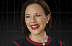 Última saída do Kennedy Center: o diretor da Orquestra Sinfônica Nacional sai e irá para Los Angeles para se tornar CEO do Wallis Última saída do Kennedy Center: o diretor da Orquestra Sinfônica Nacional sai e irá para Los Angeles para se tornar CEO do Wallis