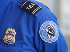 Um fuzileiro naval dos EUA é detido depois que a TSA encontra uma bala explosiva de 25 mm em sua mala despachada Yahoo news home