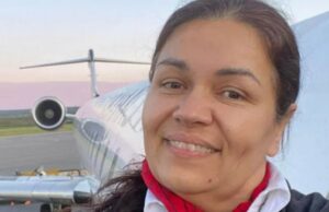 Um ‘milagre total’: comissário de bordo jogado do avião da Air Canada sobrevive amarrado ao assento Solange Tremblay. A filha descreveu a sobrevivência da mãe como um milagre.