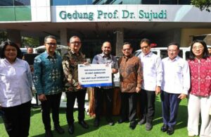 Unidade Astra Kirim Ratusan Alkes hingga Puluhan Ambulans para PEnanganan Korban Terdampak Bencana Suamatera Unidade Astra Kirim Ratusan Alkes hingga Puluhan Ambulans para PEnanganan Korban Terdampak Bencana Suamatera