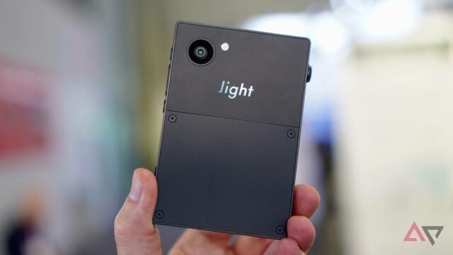 Banner Best in Show MWC da Android Police apresentando os óculos Qwen AI, Honor Magic V6, Tecno Magnetic Modular Concept Phone e Xiaomi Pad 8 Pro