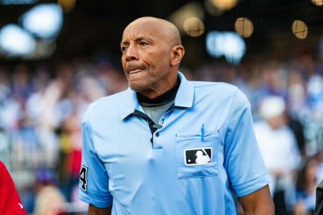 VÍDEO: Árbitro humilhado após fazer duas chamadas diretas de strikeout
