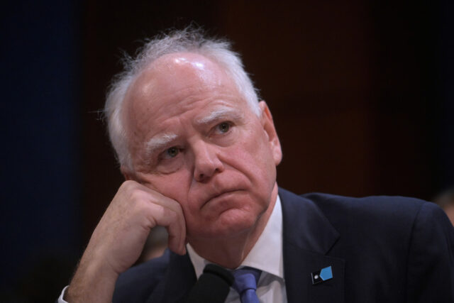 Veja Tim Walz ensinar o pior dos piores fanáticos do Veja Tim Walz ensinar o pior dos piores fanáticos do Partido Republicano