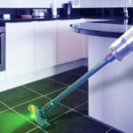 Veja a poeira que está faltando com este aspirador Dyson guiado por laser, agora com desconto de $ 260