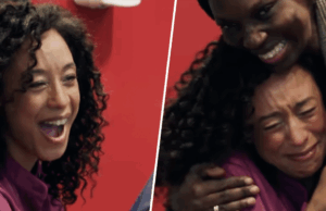 Veja a reação emocional de Corinne Bailey Rae a 140 crianças em idade escolar cantando seu hit ‘Put Your Records On’ Veja a reação emocional de Corinne Bailey Rae a 140 crianças em idade escolar cantando seu hit ‘Put Your Records On’