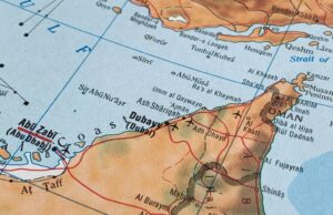 Viagem planejada do navio de ovelhas é suspensa em meio à crescente turbulência comercial no Oriente Médio Viagem planejada do navio de ovelhas é suspensa em meio à crescente turbulência comercial no Oriente Médio