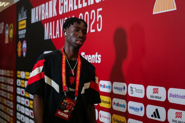 'Você é tão talentoso'… O gênio do Barcelona envia uma mensagem para o prospecto do Man Utd, Sekou Kone, após o último desempenho
