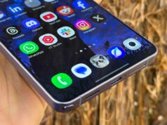 Você provavelmente está ignorando o melhor aplicativo da Samsung – e ele ficou ainda melhor O logotipo da Google e da Samsung Galaxy Store em um fundo azul