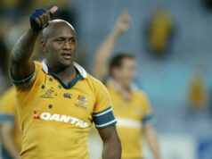 ‘Você sabe quem eu sou?’: Lenda do NRL presa em uma noite de bebedeira Rugby Union Test.Nelson Mandela Challenge Trophy Austrália V África do Sul no Telstra Stadium Homebush, Sydney. A imagem mostra Wallabies Wendell Sailor feliz após a vitória. Sábado, 9 de julho de 2005. Foto de SIMON ALEKNA. ESPECIALX 38943