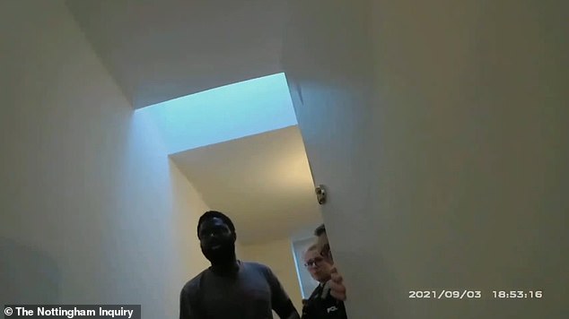 'Você se saiu bem, certo?': Momento arrepiante O assassino de Valdo Calocane foi abordado pela Polícia de Nottinghamshire em setembro de 2021 porque a polícia tinha um mandado para seccioná-lo ao abrigo da Lei de Saúde Mental