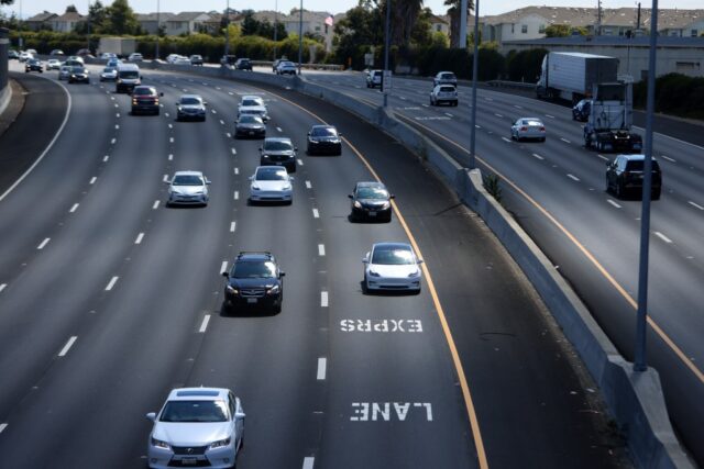 'Você vai nos matar': homem de Hayward acusado de sequestrar um policial de plantão
