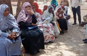 Voluntários reconstroem o hospital psiquiátrico mais antigo do Sudão destruído pela guerra Voluntários reconstroem o hospital psiquiátrico mais antigo do Sudão destruído pela guerra (Lina El Wardani/Al Jazeera)