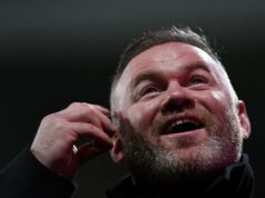 Wayne Rooney alerta Ineos sobre desprezar Michael Carrick pelo papel do Man Utd e apoiar uma nomeação ‘arriscada’ Wayne Rooney alerta Ineos sobre desprezar Michael Carrick pelo papel do Man Utd e apoiar uma nomeação 'arriscada'