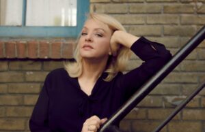 Wendi McLendon-Covey explica por que perdeu a reunião de ‘Damas de Honra’: ‘Sem drama. Está tudo bem’ Wendi McLendon-Covey explica por que perdeu a reunião de 'Damas de Honra': 'Sem drama. Está tudo bem'