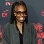 GettyImages-2258577024 Whoopi Goldberg faz comentários raros sobre sua vida amorosa após três divórcios