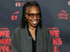 Whoopi Goldberg faz sexo ‘bate e foge’ quando ‘precisa’ após três divórcios GettyImages-2258577024 Whoopi Goldberg faz comentários raros sobre sua vida amorosa após três divórcios