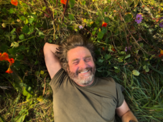 Zach Galifianakis é o apresentador do programa Netflix sobre jardinagem Zach Galifianakis é o apresentador do programa Netflix sobre jardinagem