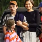 Zendaya e Tom Holland tendem a evitar os holofotes em qualquer lugar público, por isso foi raro vê-los sair para jantar em Los Angeles na noite de sexta-feira.