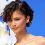 Zendaya zomba das fotos virais do casamento de Tom Holland com seu próprio vídeo de recepção